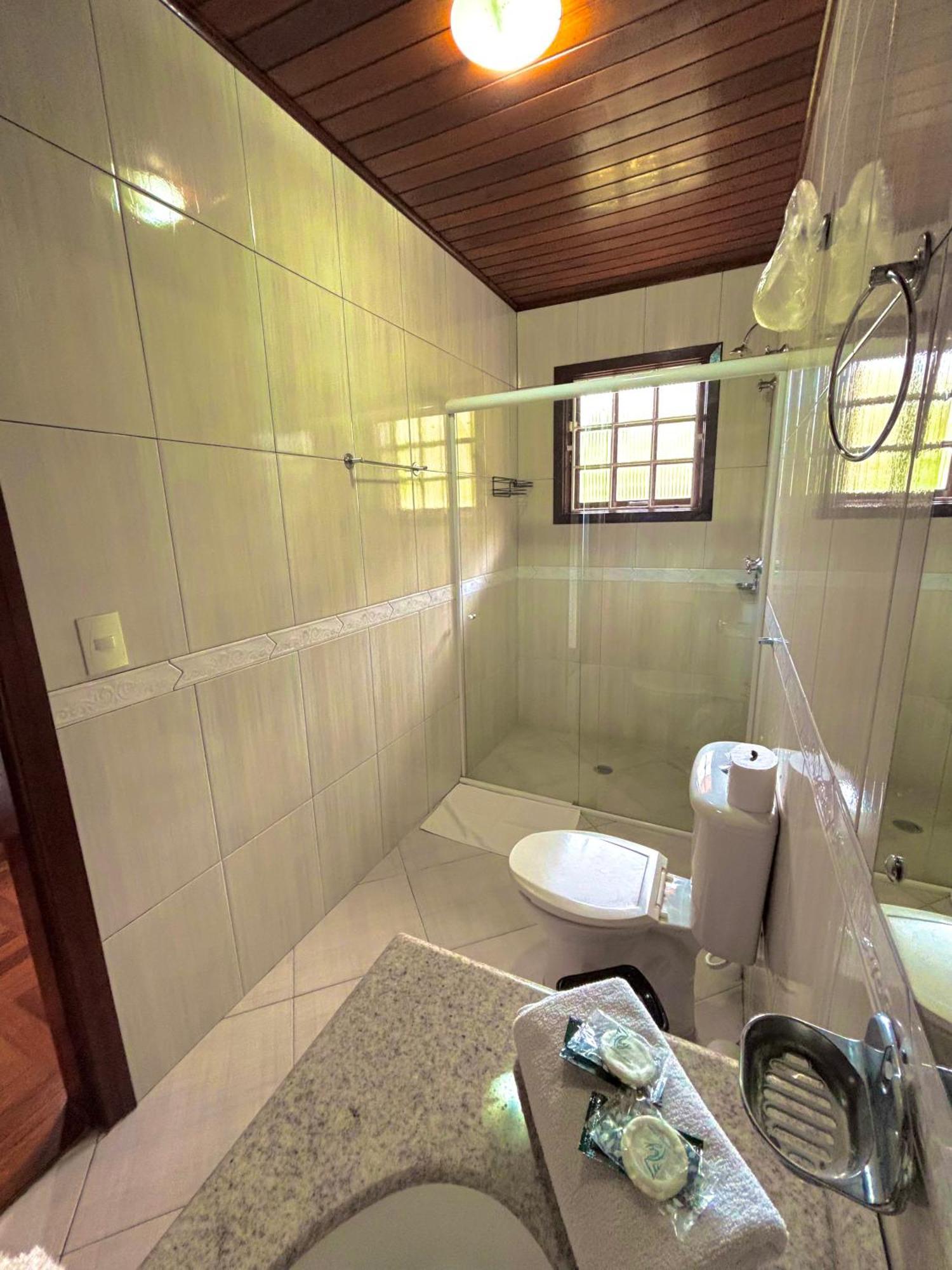 Deluxe Quadruple Room,1677868206:JPEG